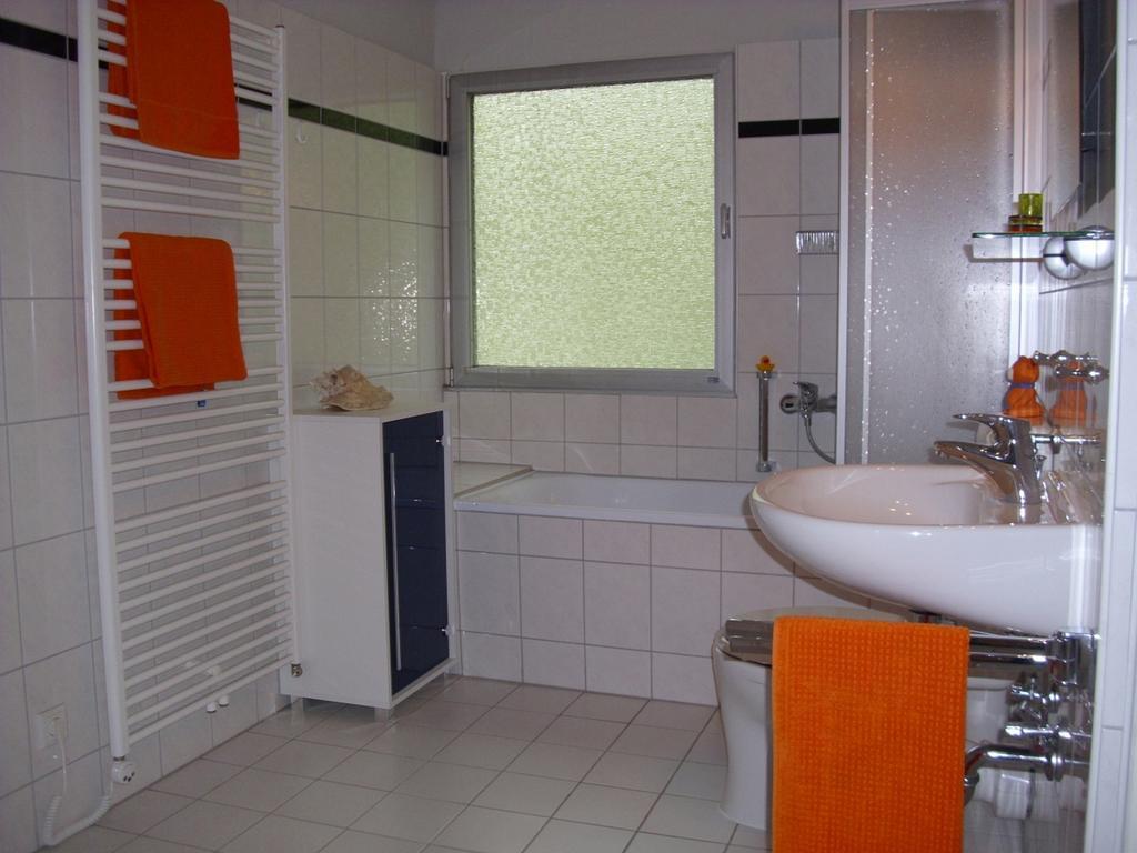 Messewohnung Augusta Вупперталь Номер фото